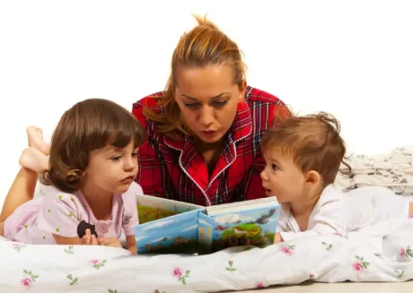 أفضل التطبيقات لقراءة قصص الأطفال قبل النوم