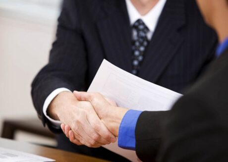 المستندات المطلوبة للحصول على تأشيرة العمل